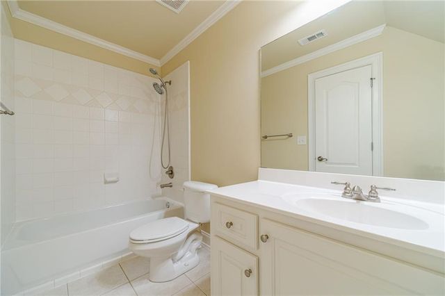 1060 Windsor Creek Drive, Grayson, GA 30017