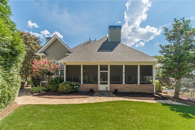 1060 Windsor Creek Drive, Grayson, GA 30017