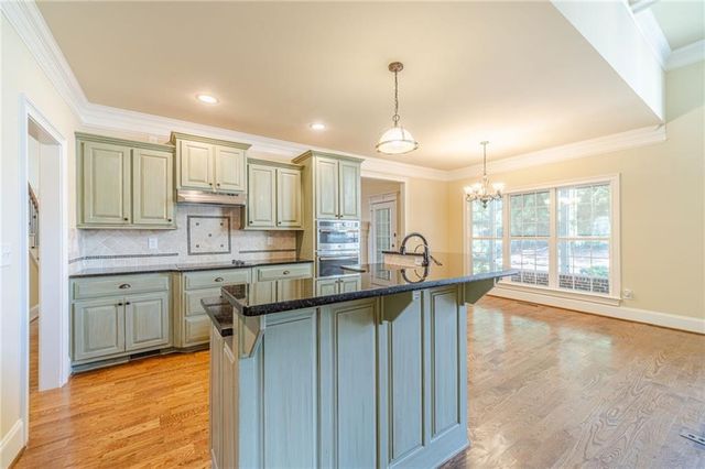 1060 Windsor Creek Drive, Grayson, GA 30017