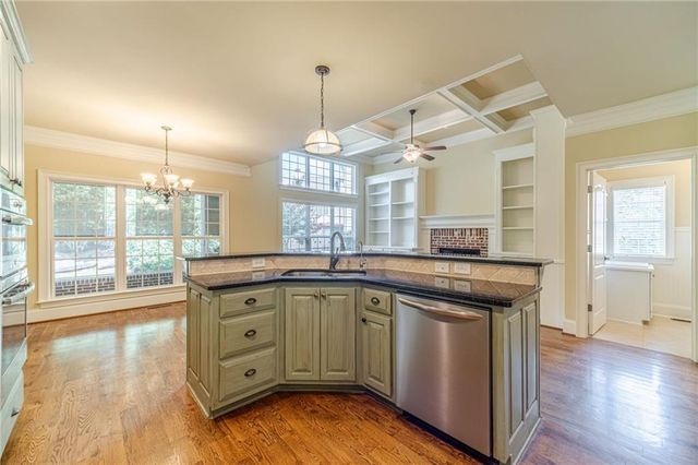 1060 Windsor Creek Drive, Grayson, GA 30017