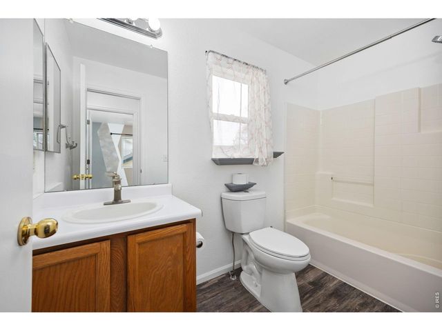 3487 Warren Farm Dr, Fort Collins, CO 80526