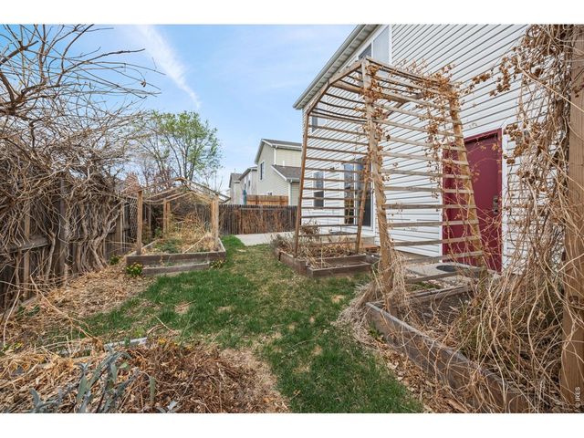 3487 Warren Farm Dr, Fort Collins, CO 80526
