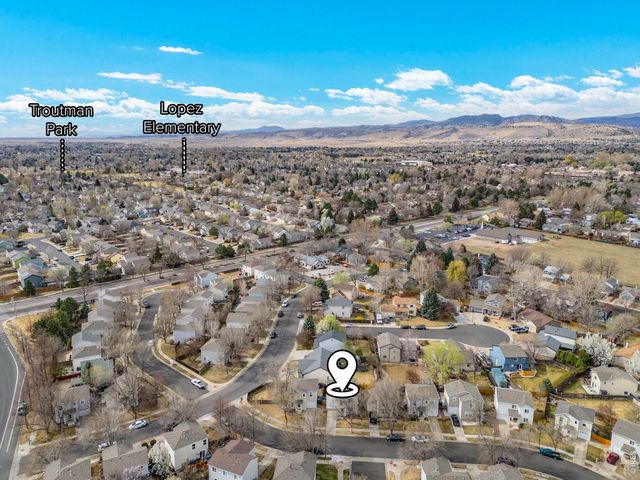 3487 Warren Farm Dr, Fort Collins, CO 80526