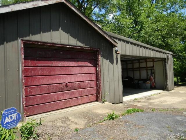 605 N Main Street, St Clair, MO 63077