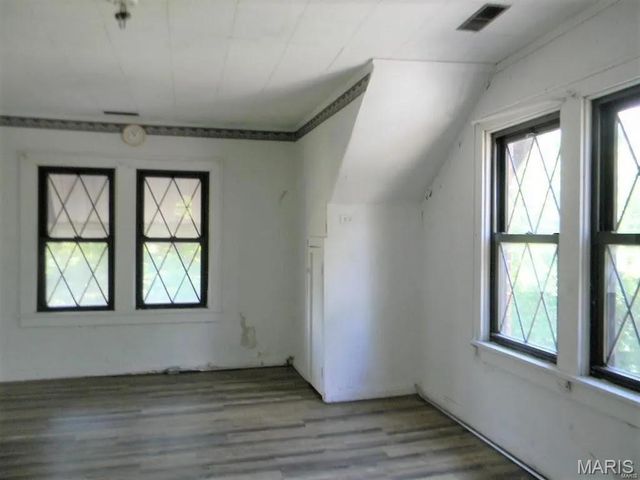 605 N Main Street, St Clair, MO 63077