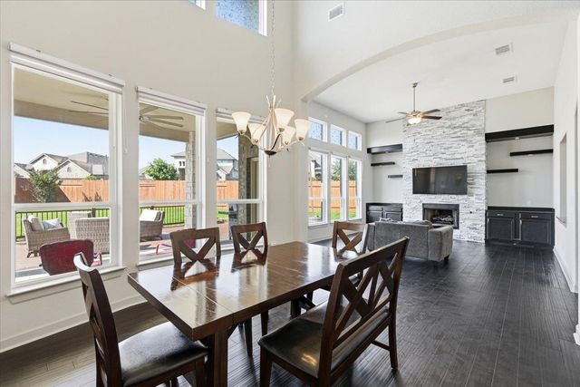 261 Ashleaf DR, Buda, TX 78610