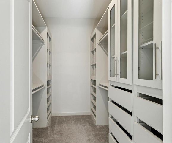 261 Ashleaf DR, Buda, TX 78610
