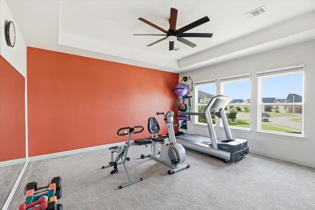 261 Ashleaf DR, Buda, TX 78610
