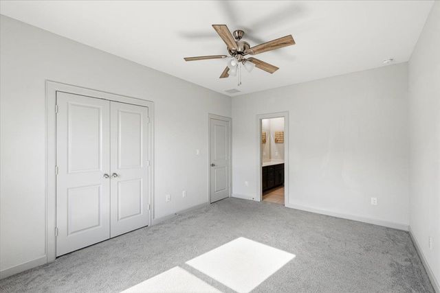 261 Ashleaf DR, Buda, TX 78610