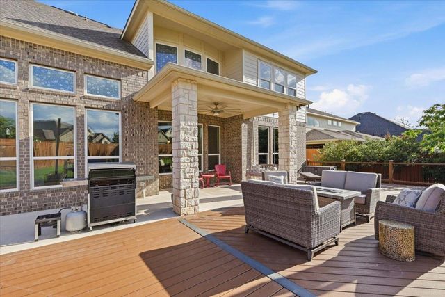 261 Ashleaf DR, Buda, TX 78610