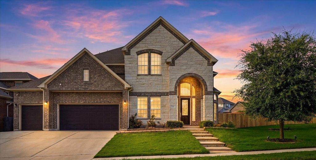 261 Ashleaf DR, Buda, TX 78610
