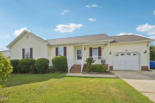 1012 S Willhaven Drive, Fuquay Varina, NC 27526