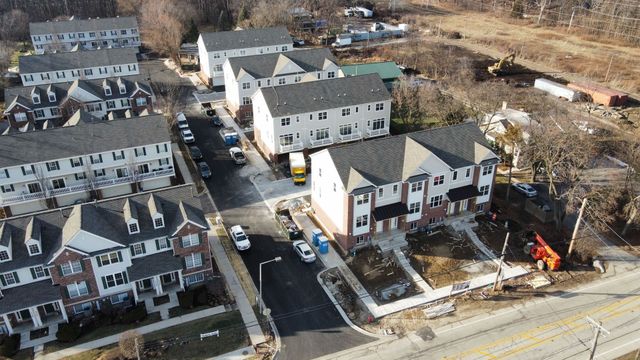 183 Eli Court, Des Plaines, IL 60016