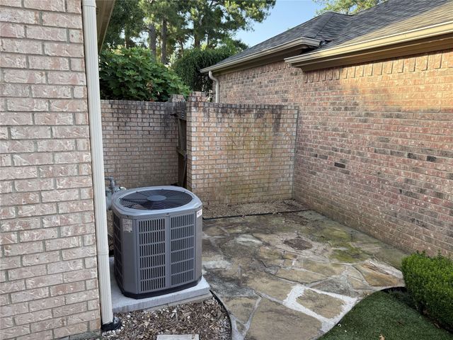 1116 Oak Garden Circle, Tyler, TX 75703