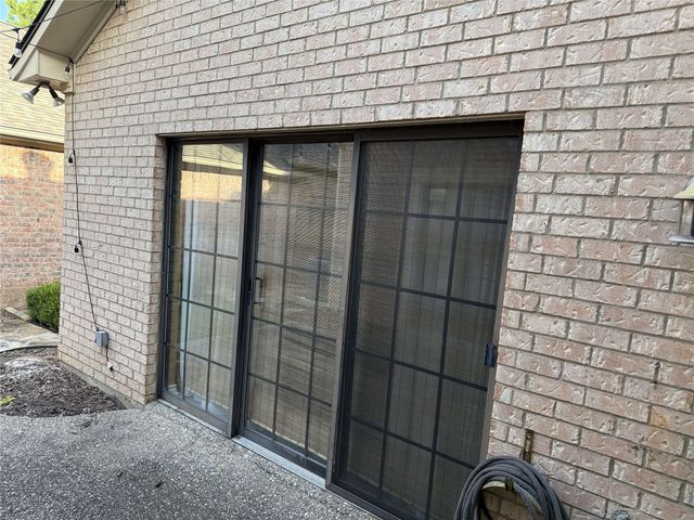 1116 Oak Garden Circle, Tyler, TX 75703