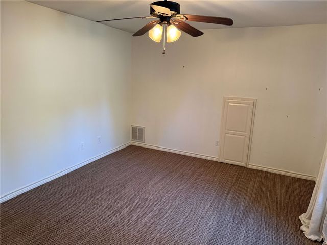 1116 Oak Garden Circle, Tyler, TX 75703