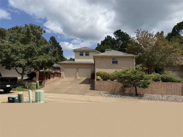 1116 Oak Garden Circle, Tyler, TX 75703