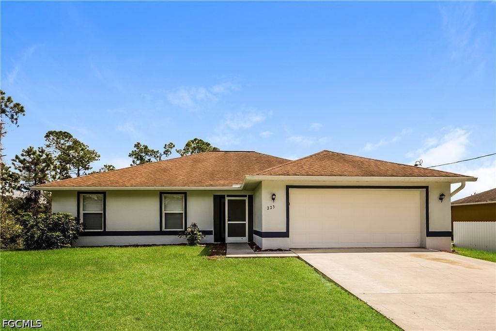 223 Beckley DR, Lehigh Acres, FL 33974