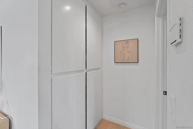 1938 Spyglass Cir, Vista, CA 92081