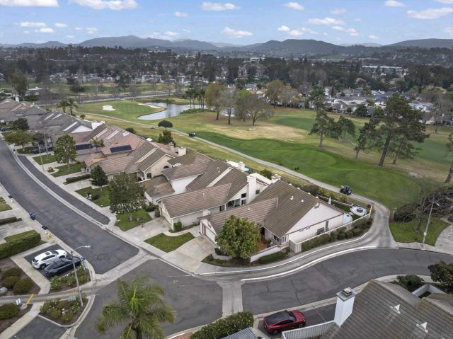 1938 Spyglass Cir, Vista, CA 92081