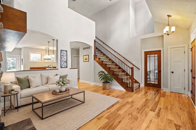2843 Piccadilly Square, Ames, IA 50010