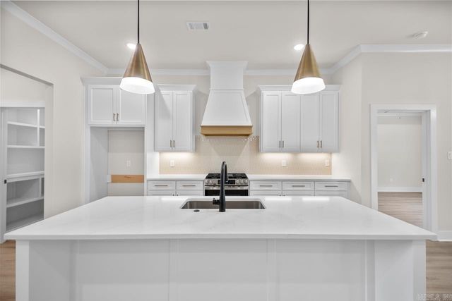 3901 SPENCER CROSSING Drive, Benton, AR 72019