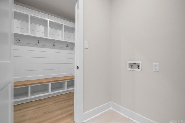 3901 SPENCER CROSSING Drive, Benton, AR 72019