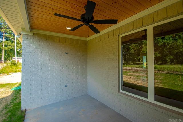 3901 SPENCER CROSSING Drive, Benton, AR 72019