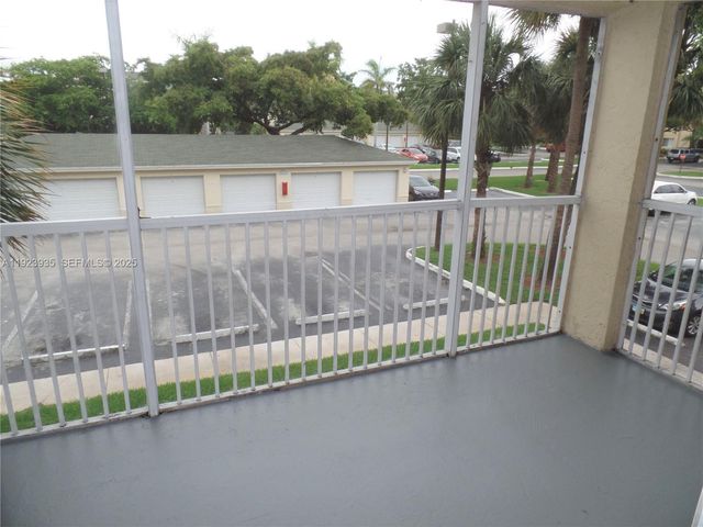 5612 Rock Island Rd 151, Tamarac, FL 33319