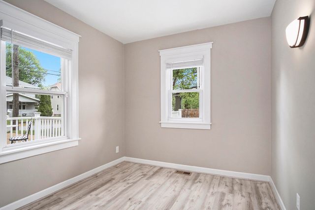 938 Cogswell Street Nw, City Of Walker, MI 49544