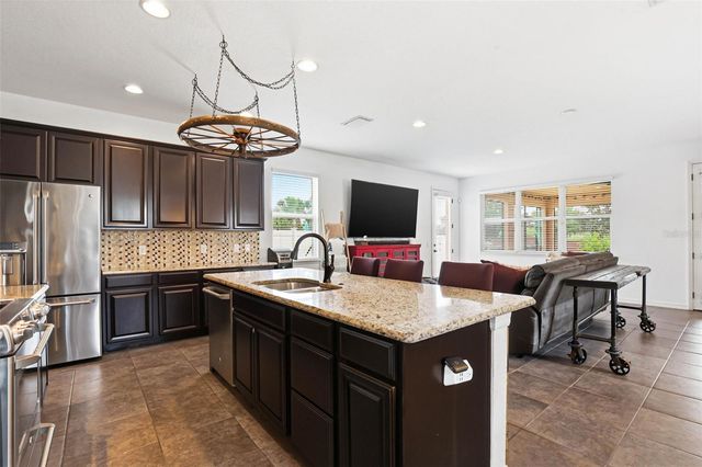 32550 RAPIDS LOOP, Wesley Chapel, FL 33545