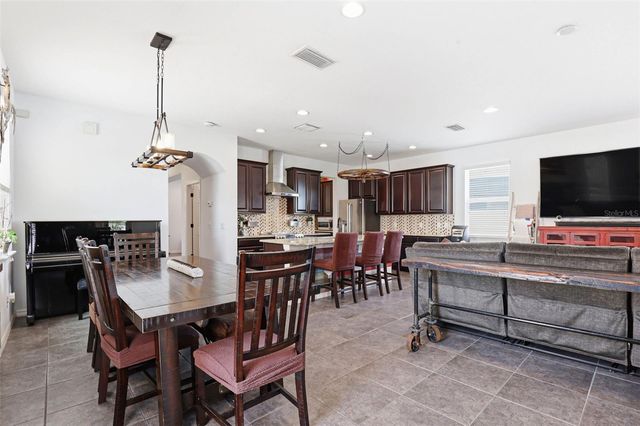 32550 RAPIDS LOOP, Wesley Chapel, FL 33545