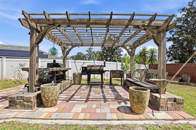 32550 RAPIDS LOOP, Wesley Chapel, FL 33545