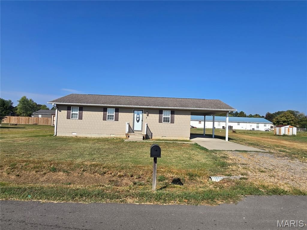 4 McNair Street, Dexter, MO 63841