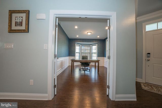 3701 PARRIS BLVD, Newtown Square, PA 19073