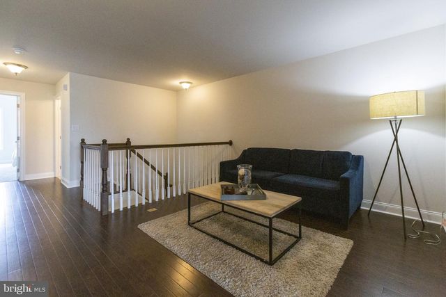 3701 PARRIS BLVD, Newtown Square, PA 19073