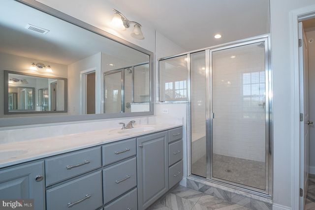 3701 PARRIS BLVD, Newtown Square, PA 19073