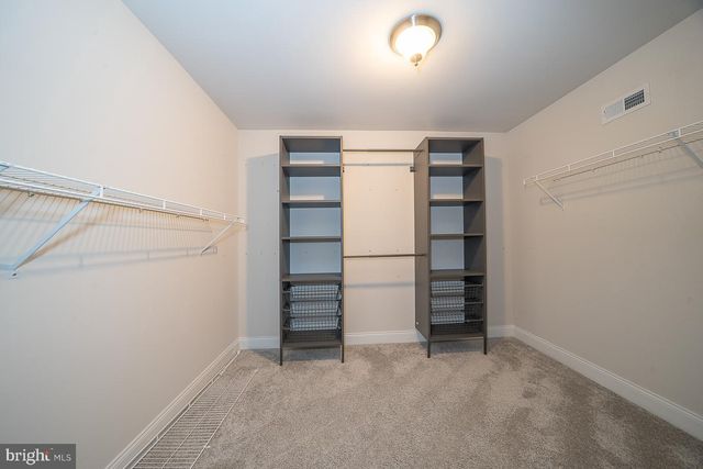 3701 PARRIS BLVD, Newtown Square, PA 19073