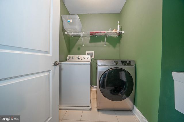 3701 PARRIS BLVD, Newtown Square, PA 19073