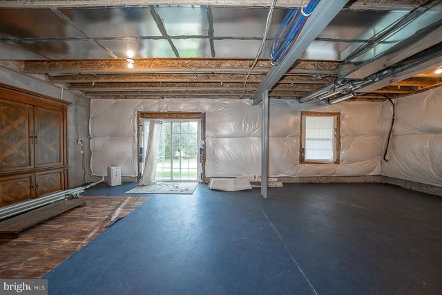 3701 PARRIS BLVD, Newtown Square, PA 19073