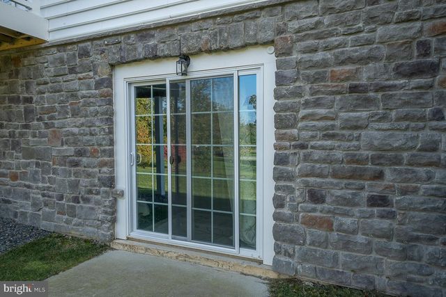 3701 PARRIS BLVD, Newtown Square, PA 19073