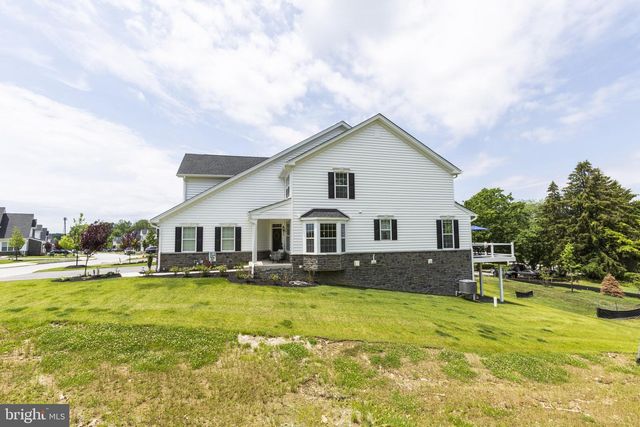 3701 PARRIS BLVD, Newtown Square, PA 19073