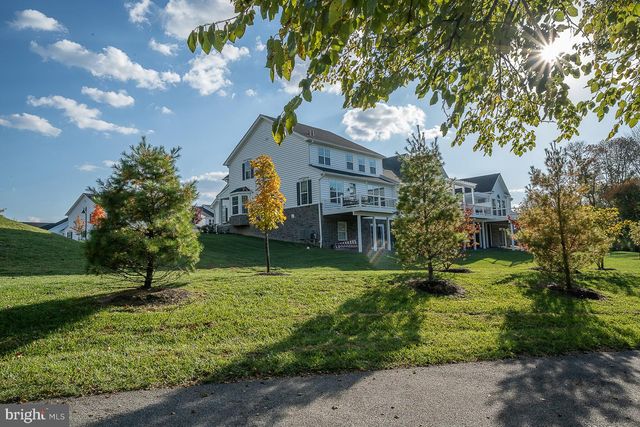 3701 PARRIS BLVD, Newtown Square, PA 19073