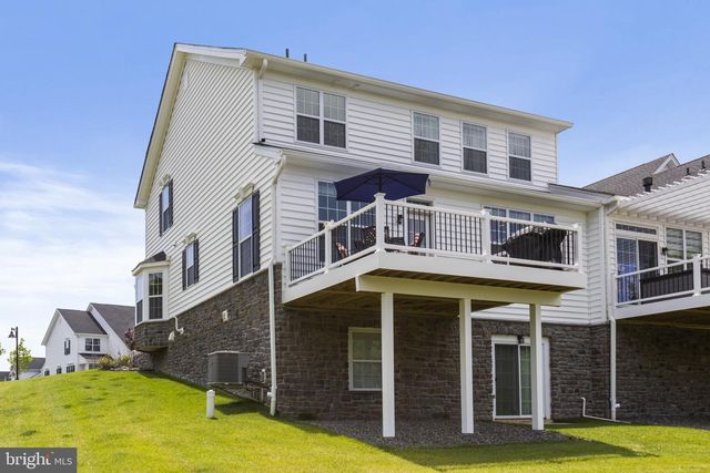 3701 PARRIS BLVD, Newtown Square, PA 19073