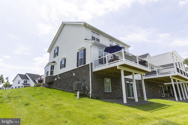 3701 PARRIS BLVD, Newtown Square, PA 19073