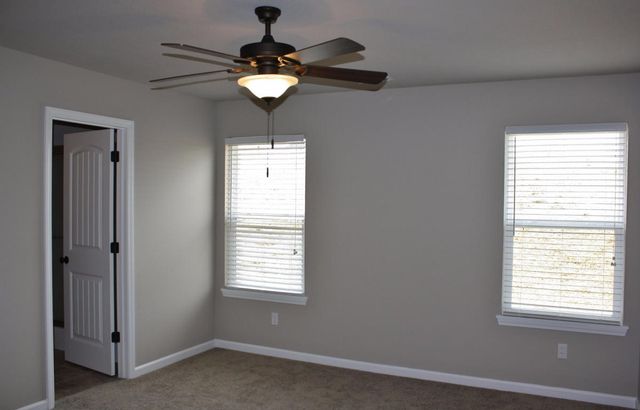 5735 ABERCORN DR, Columbia, MO 65203