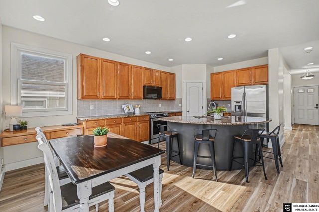 9801 S 28th Avenue, Bellevue, NE 68123