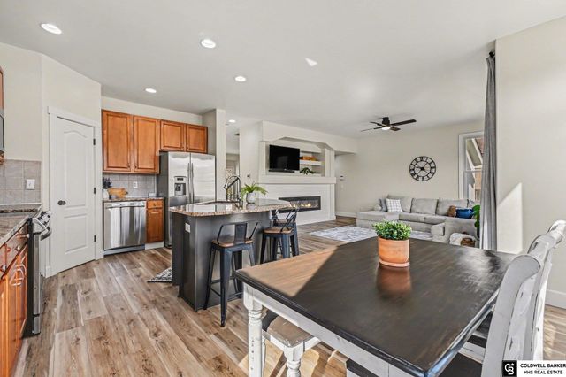 9801 S 28th Avenue, Bellevue, NE 68123