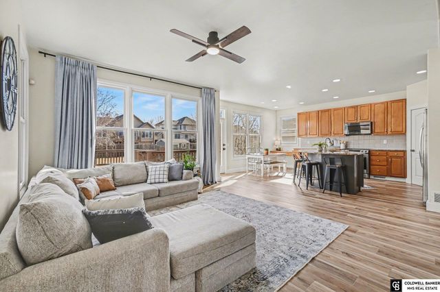 9801 S 28th Avenue, Bellevue, NE 68123