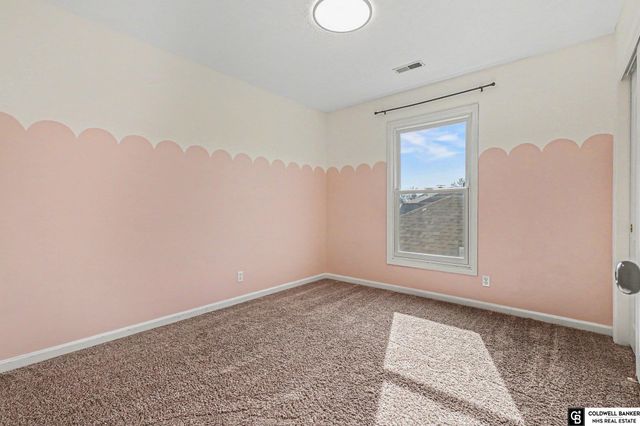 9801 S 28th Avenue, Bellevue, NE 68123